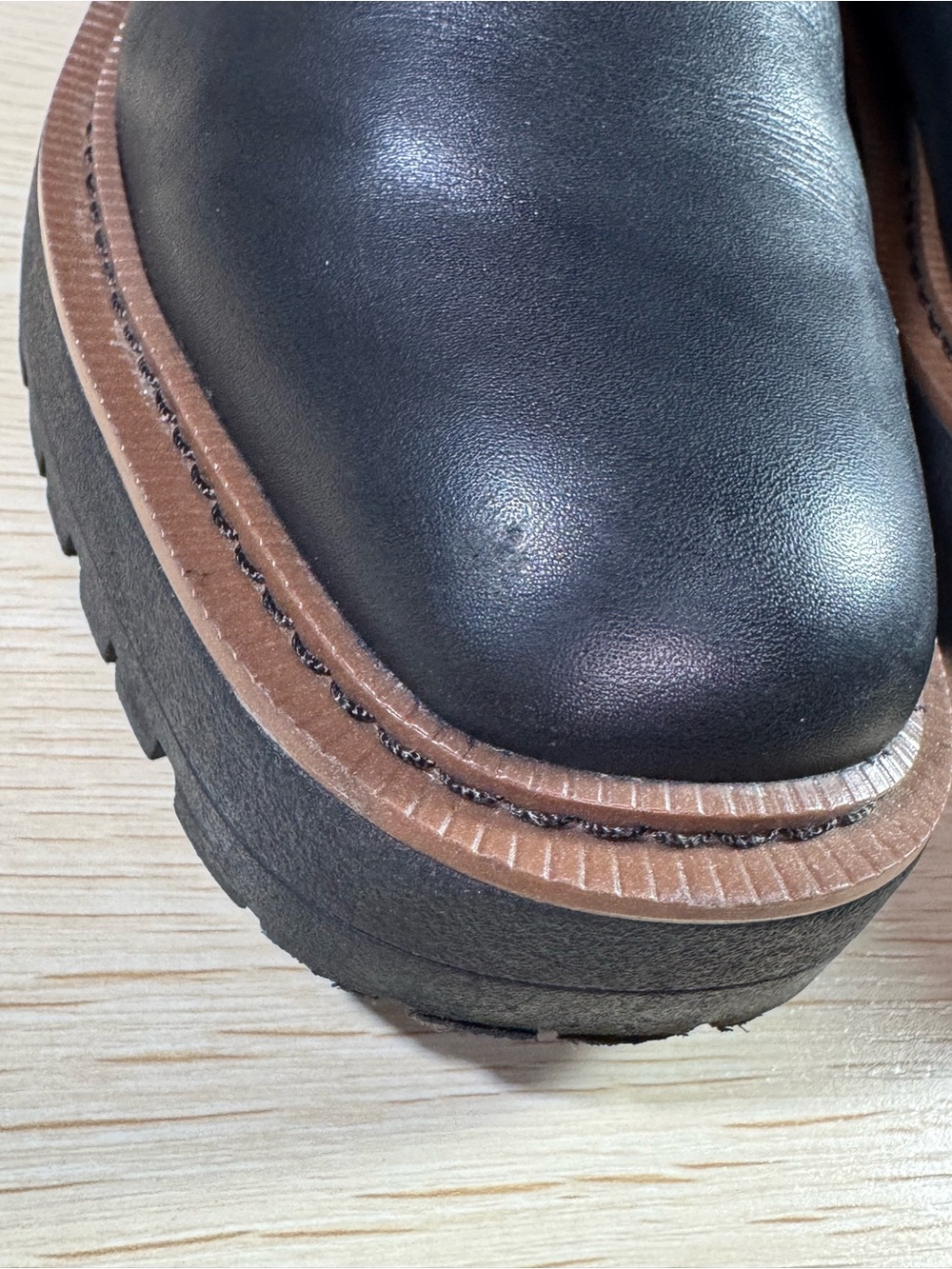 Sam Edelman Laguna Waterproof Lug Sole Black Leather Chelsea Ankle Boots Size 8 - Picture 7 of 13